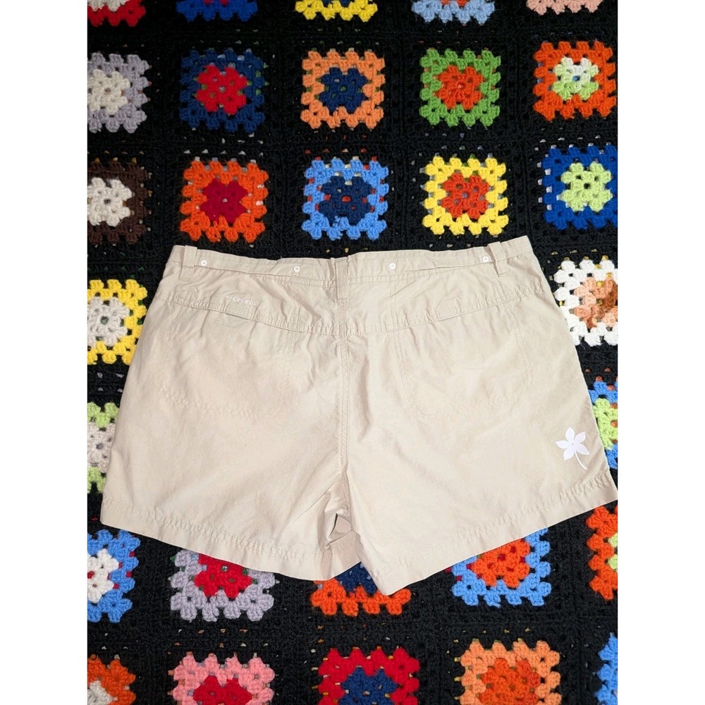 Columbia‎ Shorts Hiking Outdoors Lightweight Drawstring Beige w/Flower Wms. Sz M - Picture 6 of 6